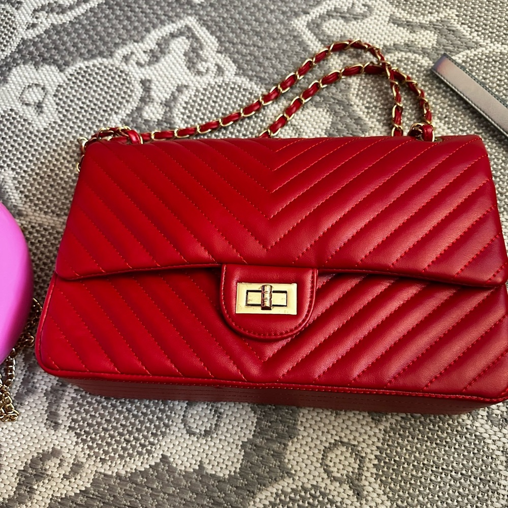 Red Shoulder Tote